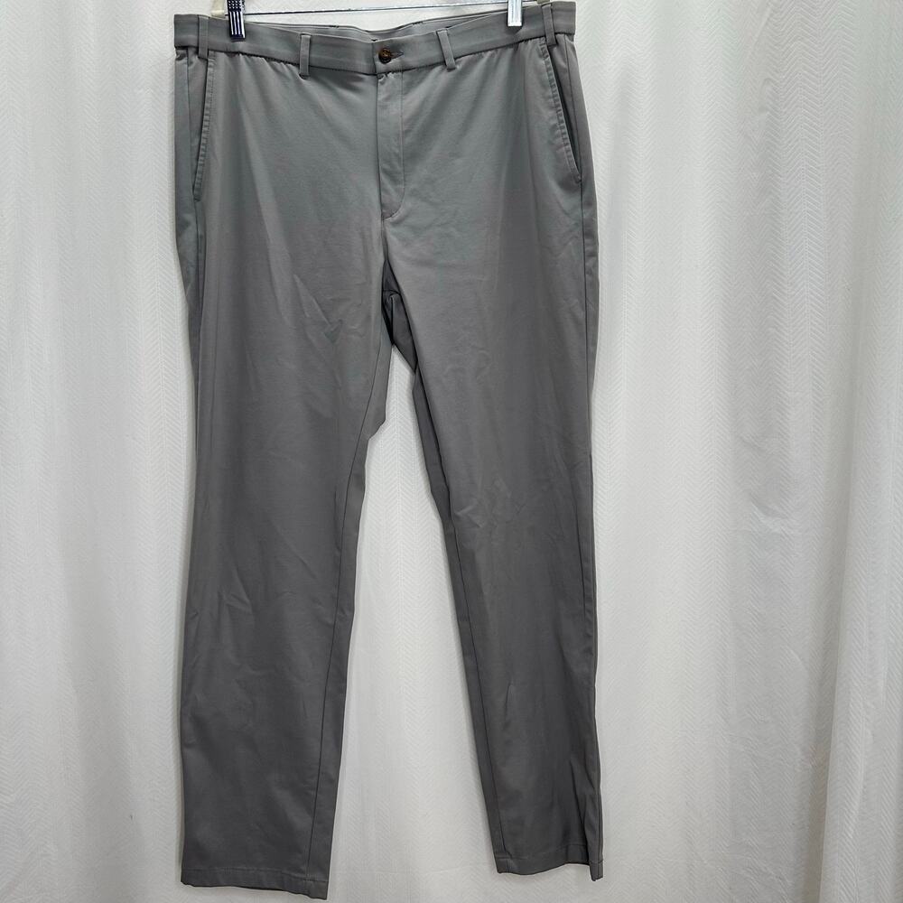 Lauren Ralph Lauren men’s light gray trousers 38 x 32 flat front classic